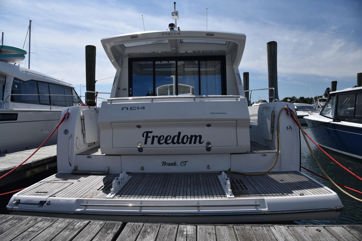 2016 Jeanneau 45 