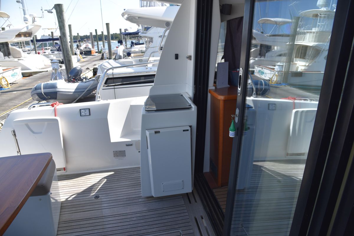 2016 Jeanneau 45 