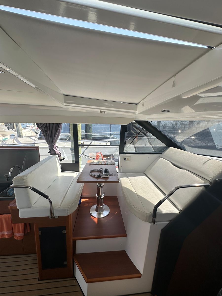 2016 Jeanneau 45 