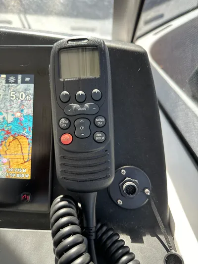 "freedom" Yacht Photos Pics Boat radio and navigation system on 2016 Jeanneau NC 14.