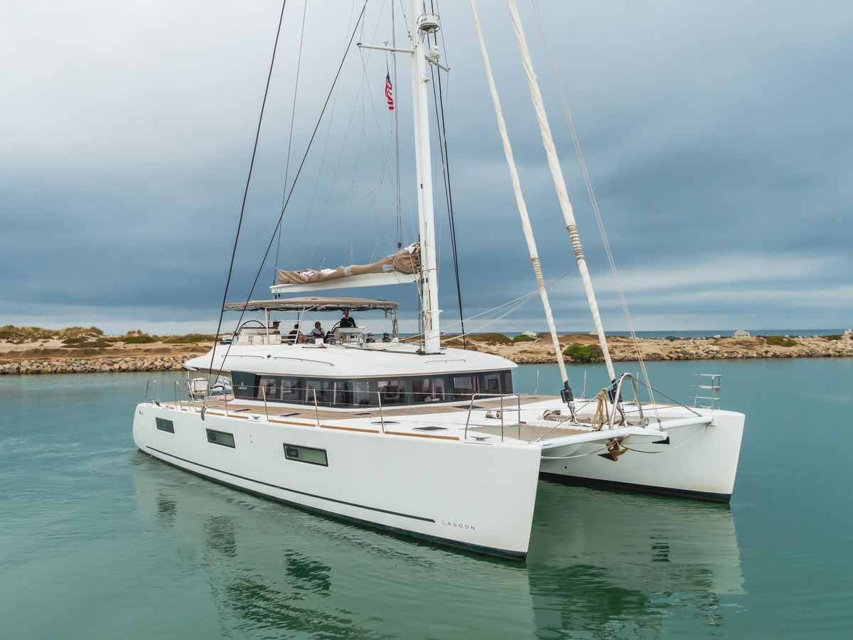 2019 Lagoon 62 