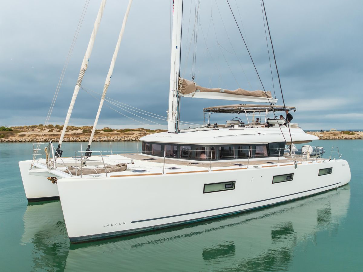 2019 Lagoon 62 