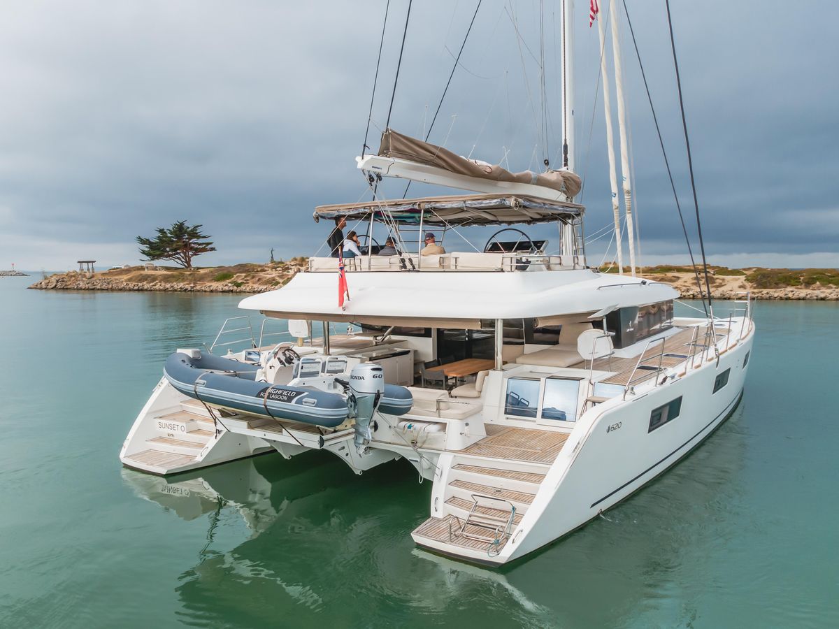 2019 Lagoon 62 