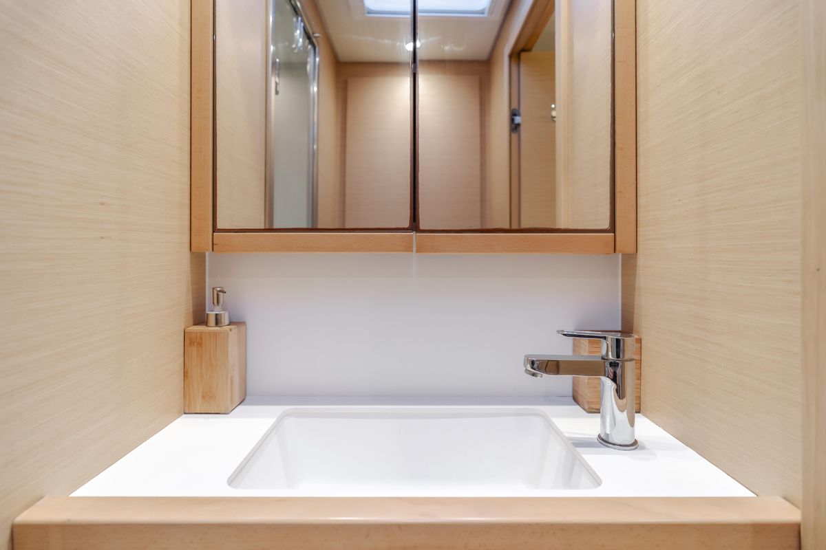 2019 Lagoon 62 