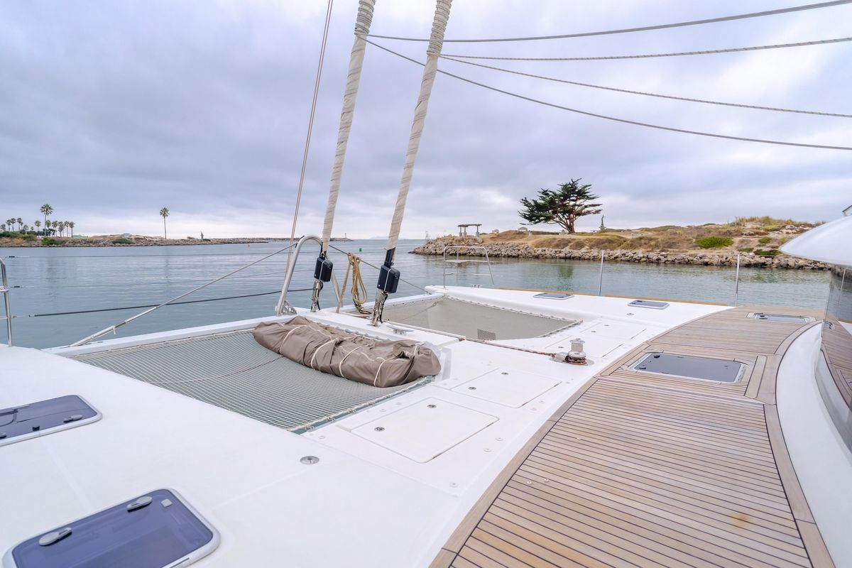 2019 Lagoon 62 