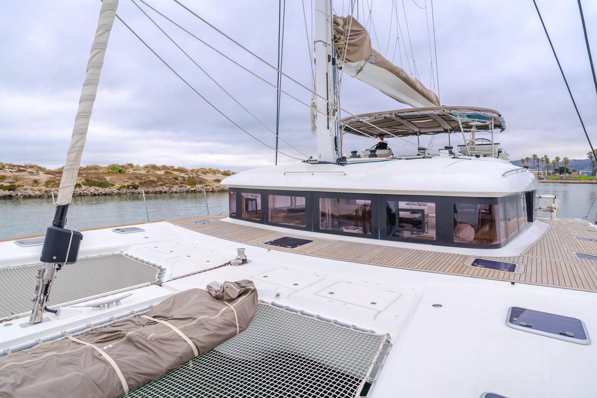 2019 Lagoon 62 