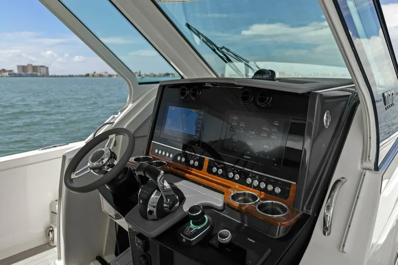  Yacht Photos Pics 2021 Tiara Yachts 34 Sport LS - Helm/Electronics