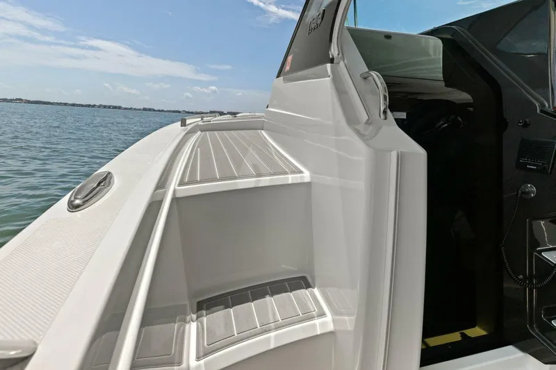  Yacht Photos Pics 2021 Tiara Yachts 34 Sport LS- Portside Walkway