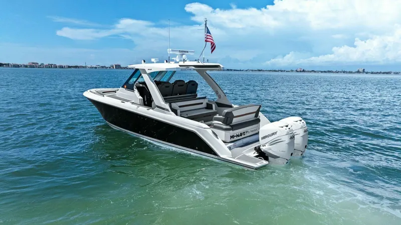  Yacht Photos Pics 2021 Tiara Yachts 34 Sport LS - Profile