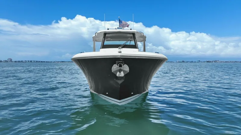  Yacht Photos Pics 2021 Tiara Yachts 34 Sport LS - Profile