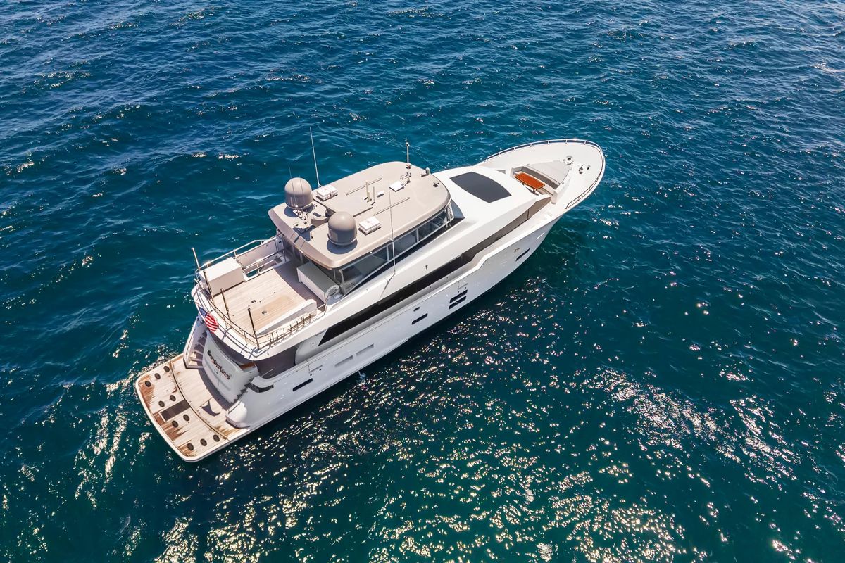 2019 Hatteras 91 