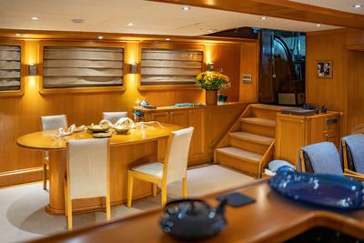 Yacht