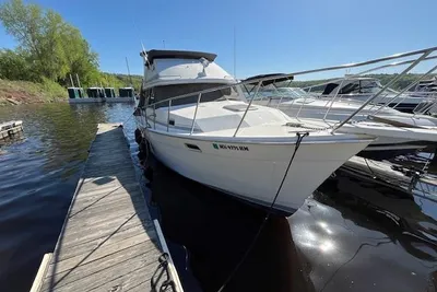 Bayliner 3255 Avanti