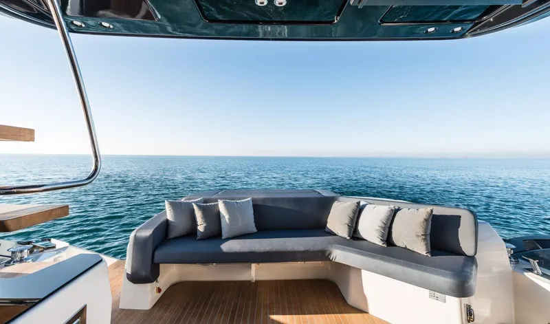  Yacht Photos Pics Manufacturer Provided Image