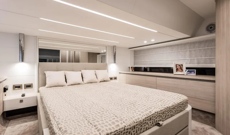  Yacht Photos Pics Manufacturer Provided Image