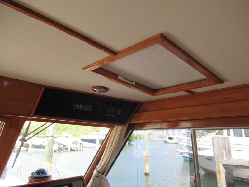 2005 Grand Banks 43 Eastbay SX