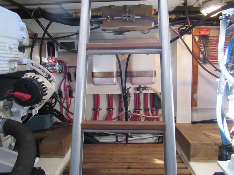 2005 Grand Banks 43 Eastbay SX