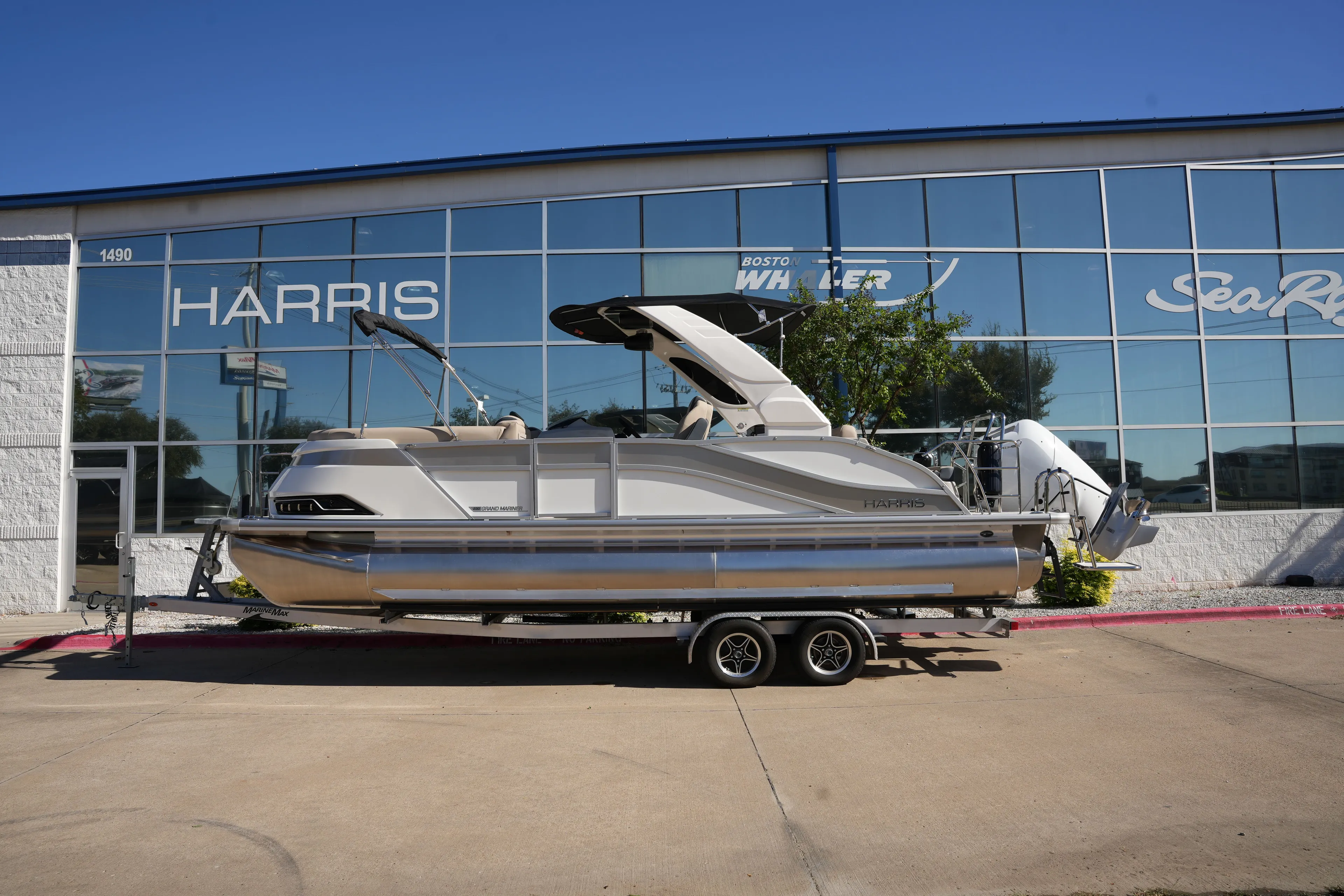 Harris Grand Mariner 230