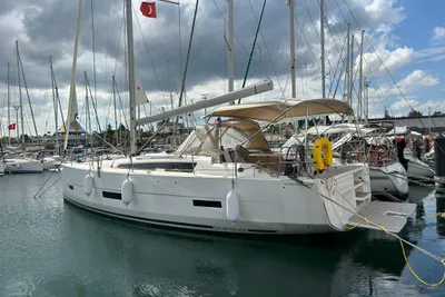 Dufour 430