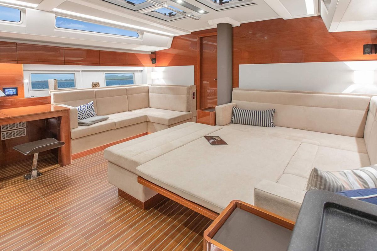 2017 Hanse 53 