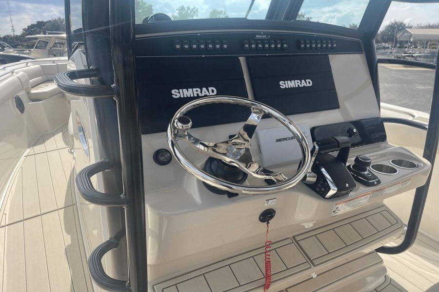 2023 Boston Whaler 330 Outrage