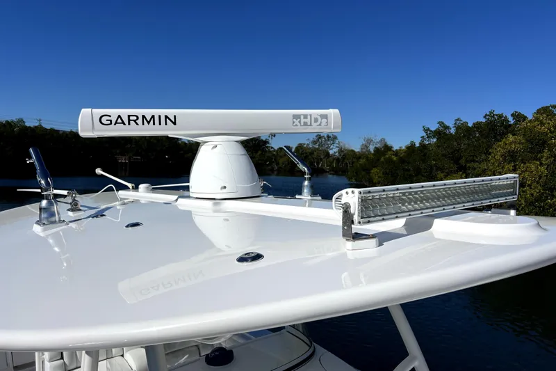  Yacht Photos Pics 2018 Regulator 34 Center Console with Garmin radar and LED light bar on roof.