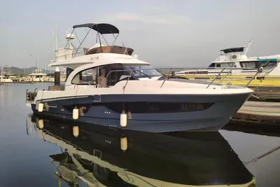 Beneteau Antares 11