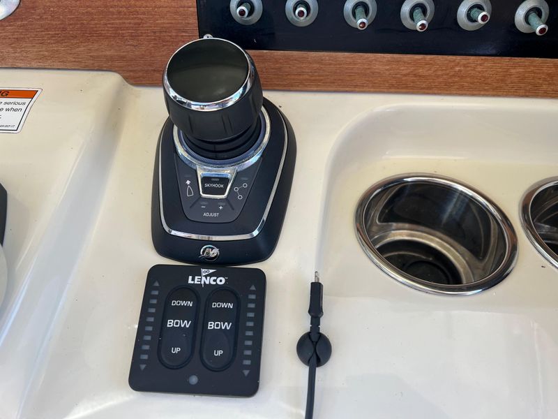2019 Chris-Craft 30 Catalina