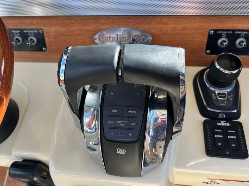 2019 Chris-Craft 30 Catalina