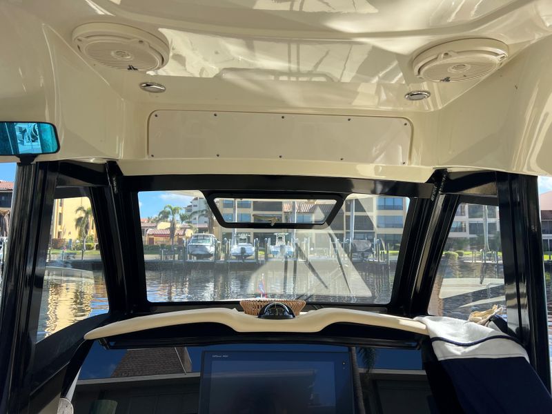 2019 Chris-Craft 30 Catalina