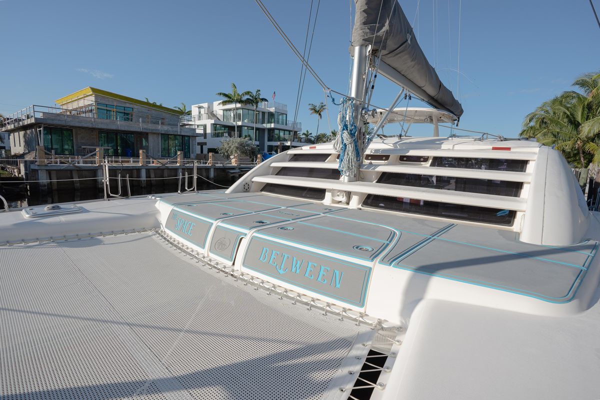 2011 Leopard 46 