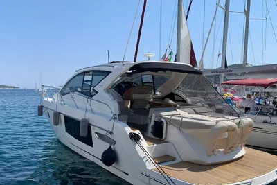 Cranchi M 44 HT