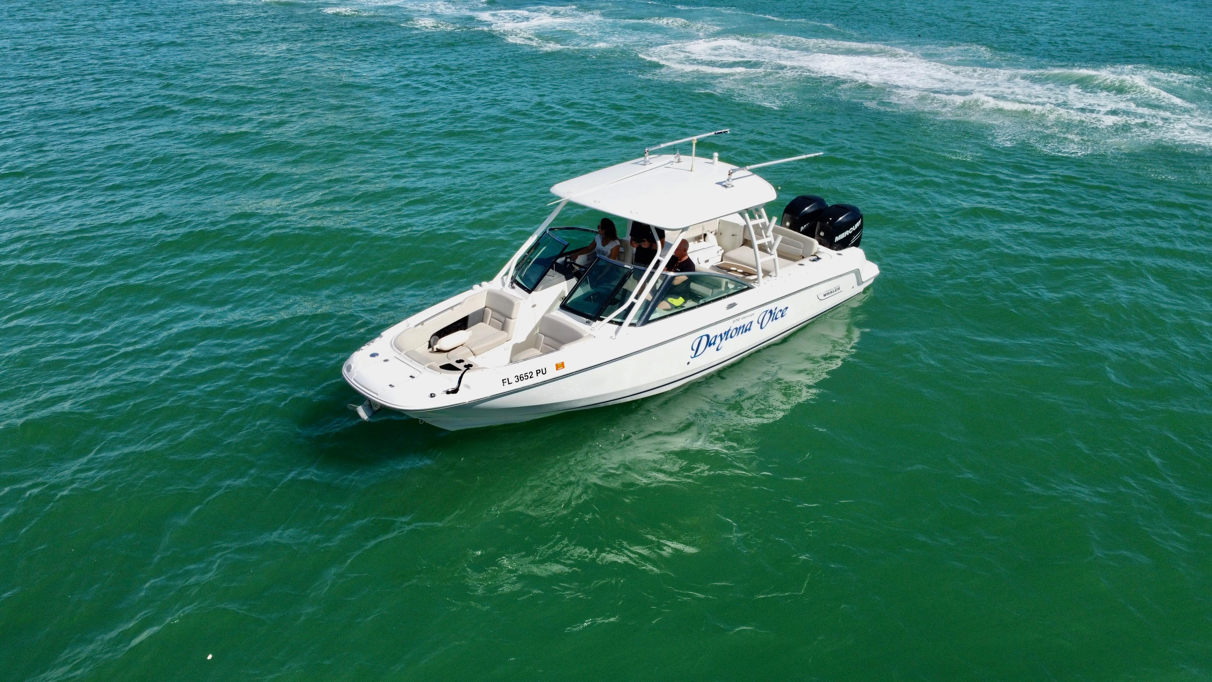 2014 Boston Whaler 270 Vantage Dual Console for sale - YachtWorld