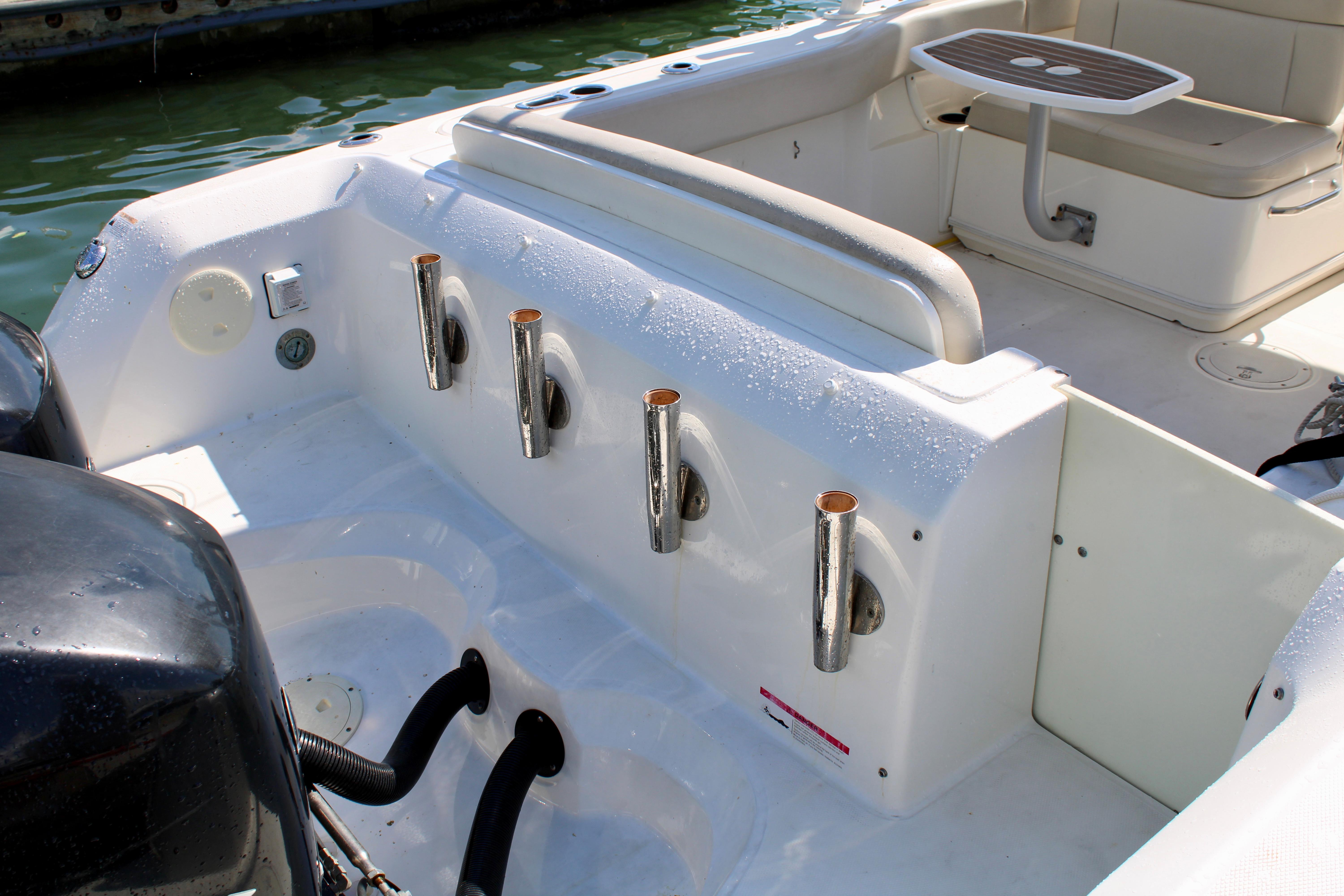 2014 Boston Whaler 270 Vantage Dual Console for sale - YachtWorld