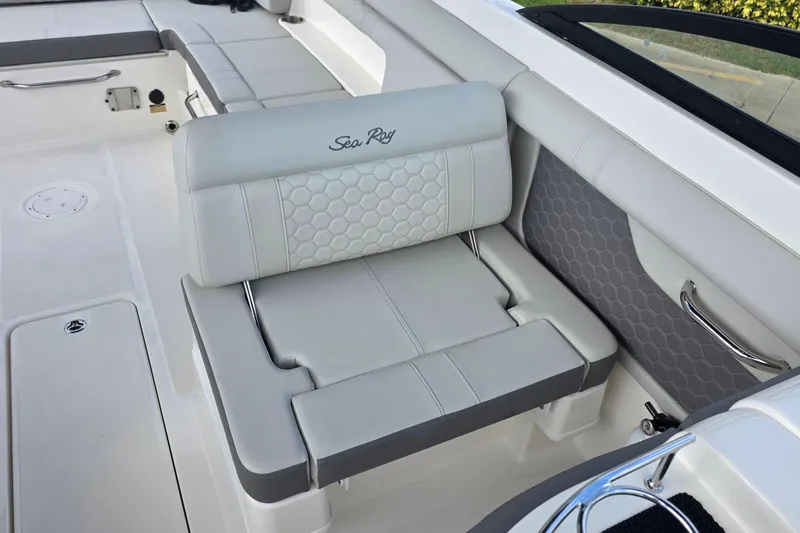 Yacht Photos Pics 2021 Sea Ray SDX 290 Outboard boat interior with stylish seating and modern design.