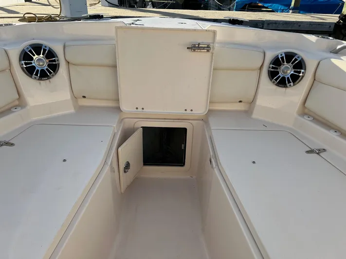  Yacht Photos Pics Chain Locker