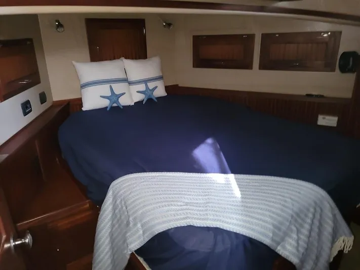 Shanti Yacht Photos Pics 