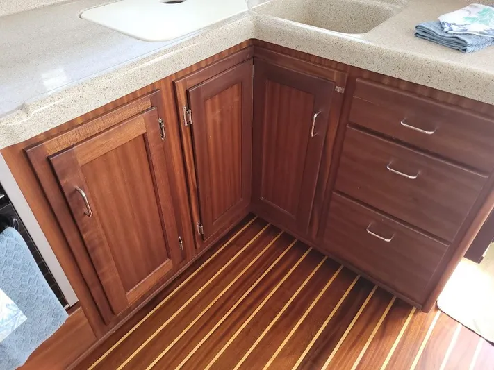 Shanti Yacht Photos Pics 