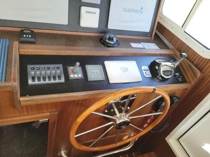 Shanti Yacht Photos Pics 