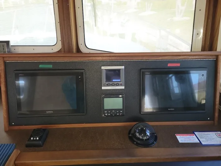 Shanti Yacht Photos Pics 