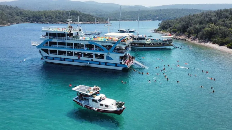  Yacht Photos Pics 