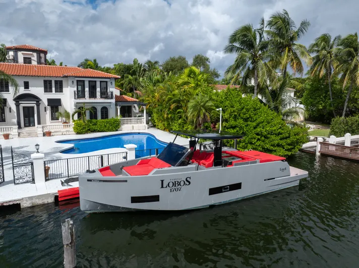 Painkiller Yacht Photos Pics 