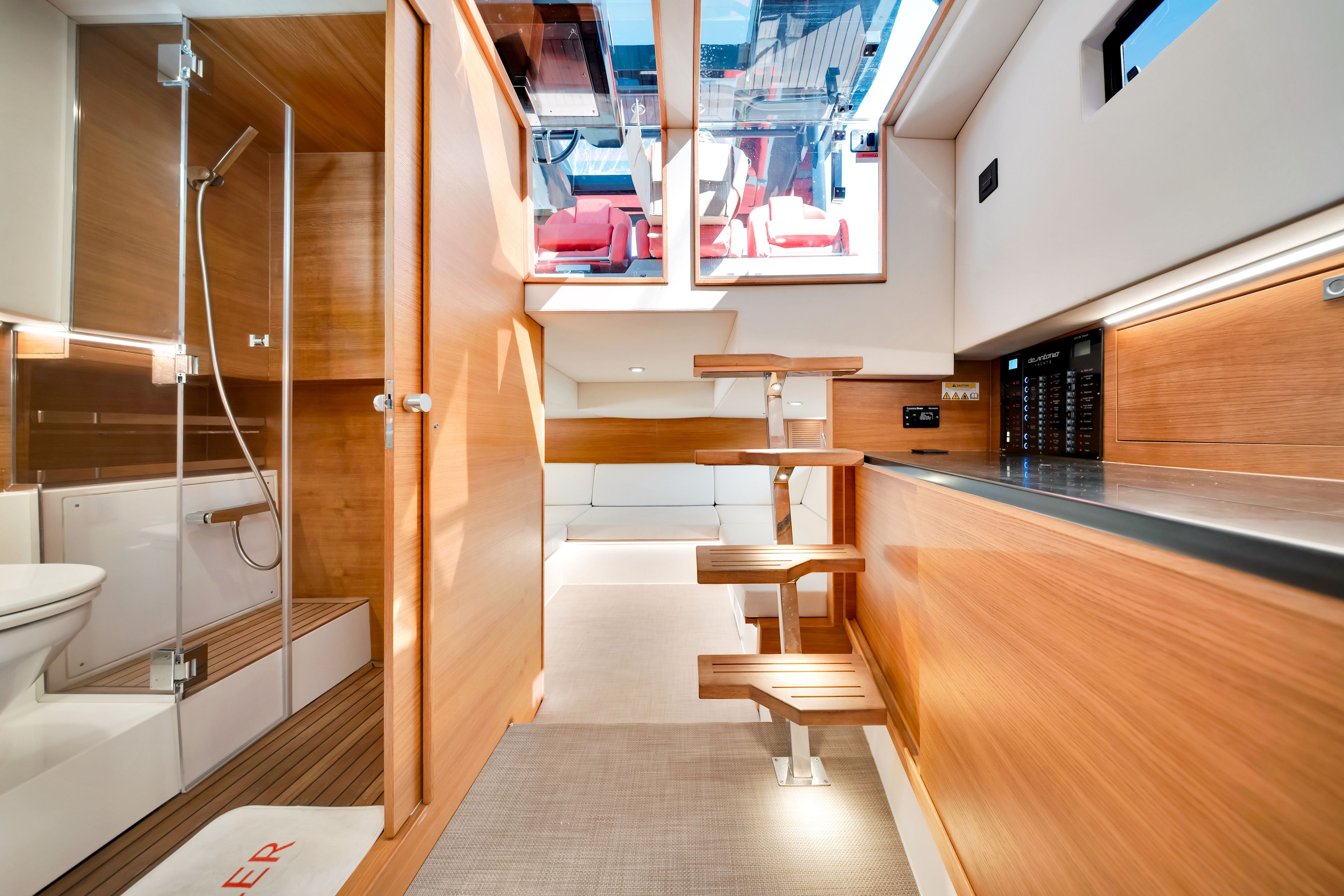 2023 De Antonio Yachts 42 