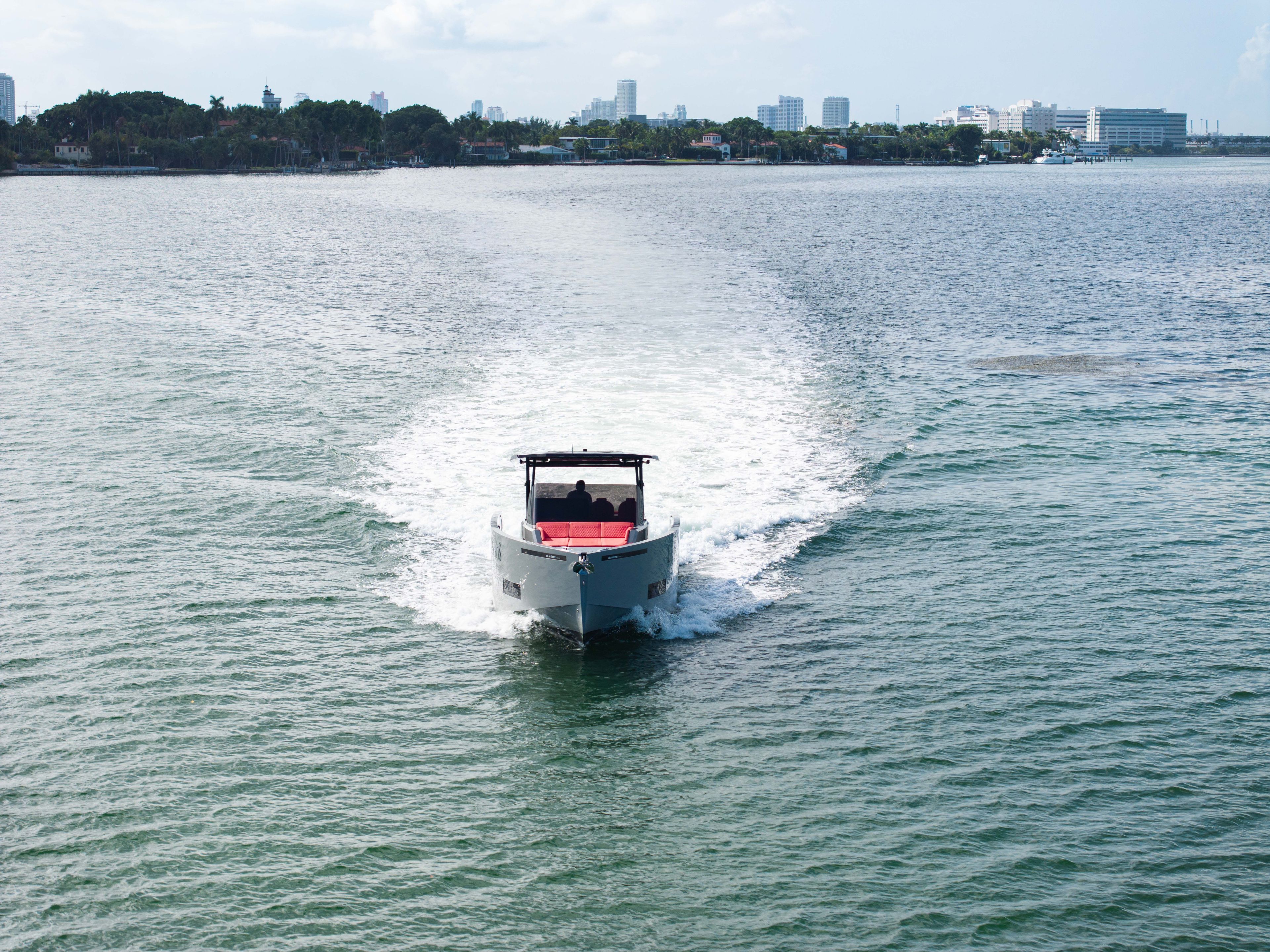 2023 De Antonio Yachts 42 