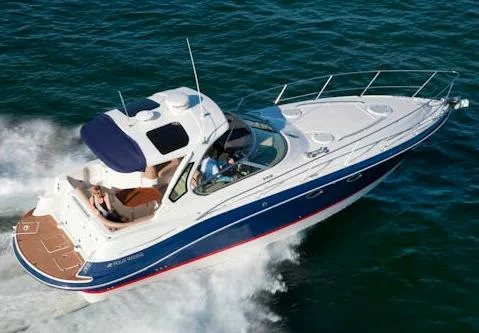  Yacht Photos Pics Manufacturer Provided Image: 2013 Four Winns Vista 375 cruising on open water.