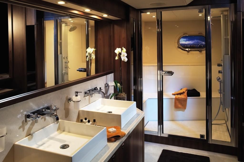 2014 Sunseeker 131 