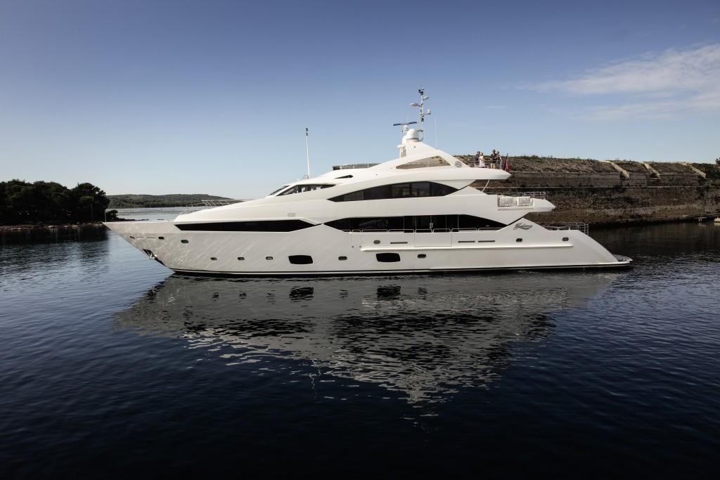 2014 Sunseeker 131 