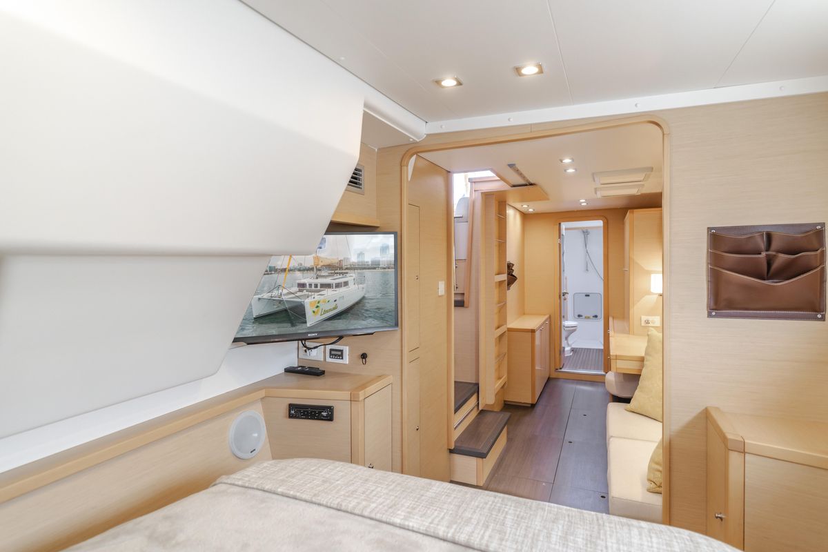 2016 Lagoon 45 
