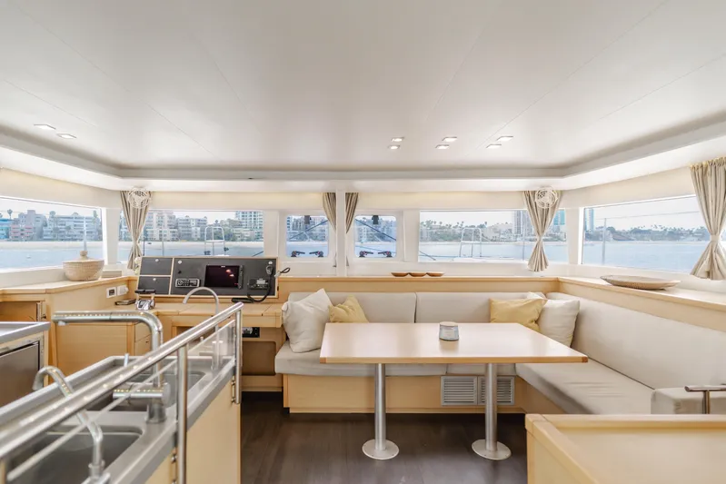 Limoncello Yacht Photos Pics 