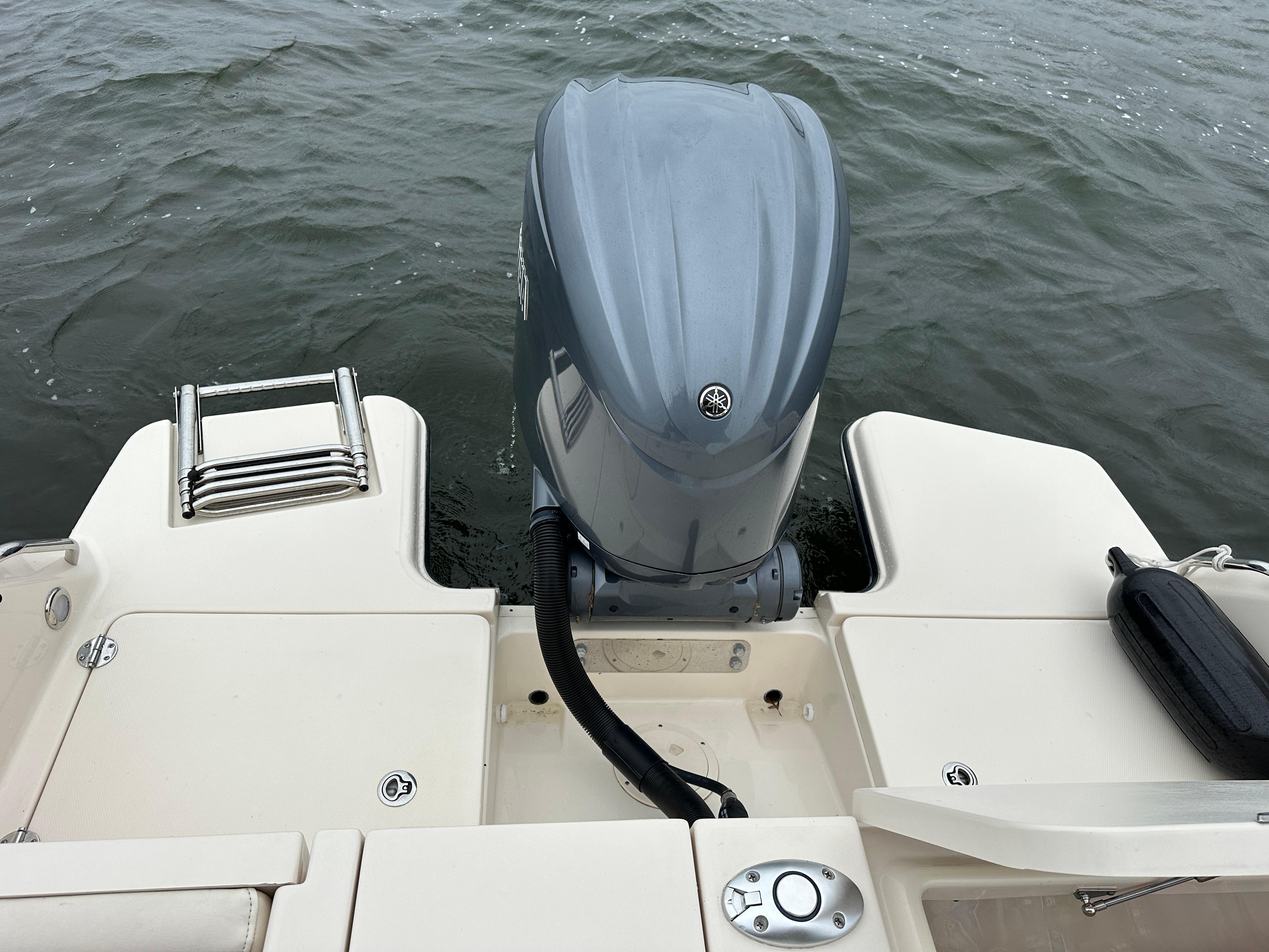 2022 Grady-White Freedom 235 Dual Console for sale - YachtWorld